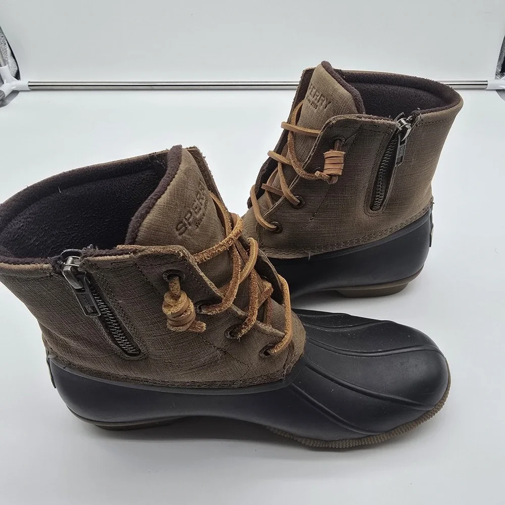Sperry Top Sider Women 7.5 Saltwater Core Boots Brown/Olive‎ Waterproof 99729